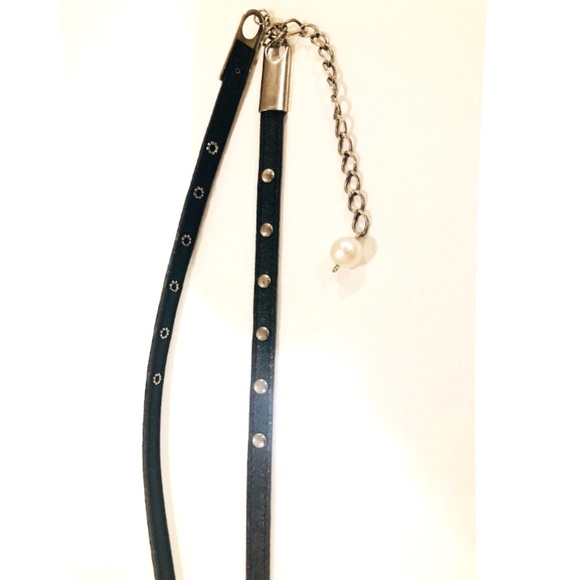 Faux leather dark brown belt with pearl bead - Picture 4 of 8